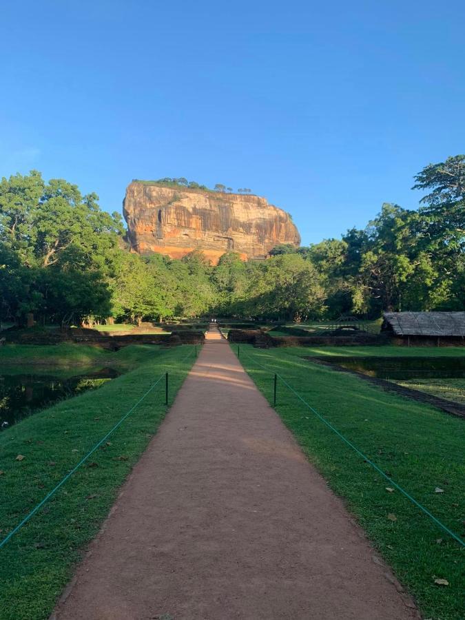 Serenity Villa Dambulla Sigiriya Bagian luar foto